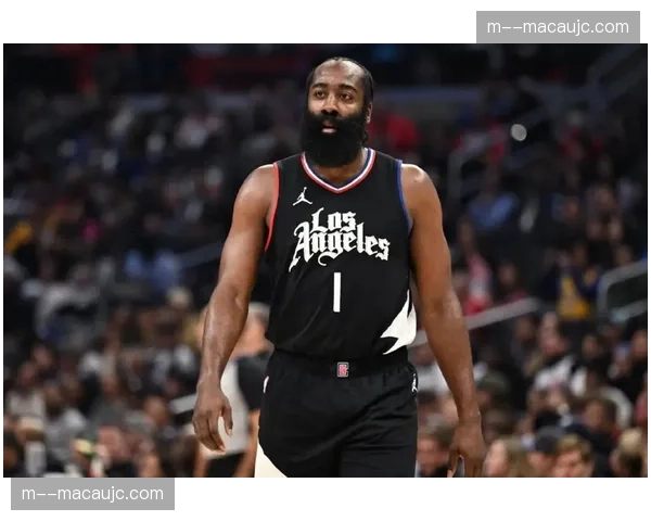 骑士阿特金森重塑哈登定位 从持球核心转为体系粘合剂 骑士阿特金森重塑哈登定位 从持球核心转为体系粘合剂